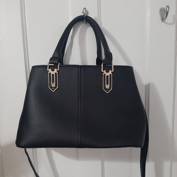 Black Handbag Purse - Picture 4 of 4